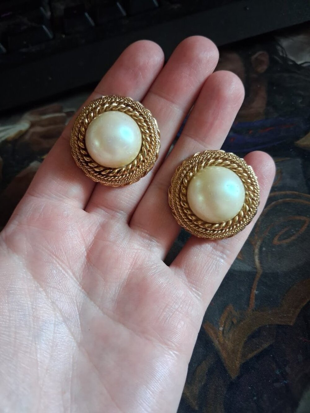 Retro style clip on earrings